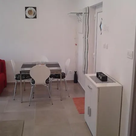 Apartment Melani Pula