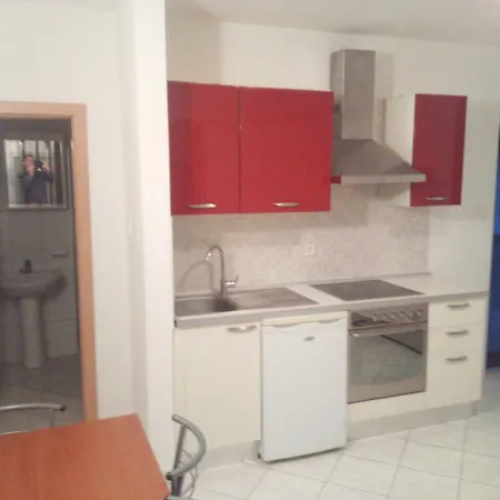 Melani Apartment *